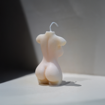 Bougie parfumée cire de Colza naturelle et végétale - corps de femme blanc