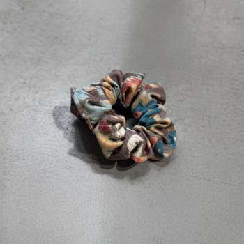 Chouchou Gaïa en tissu upcyclé (coton), confection Maison Gaudy.