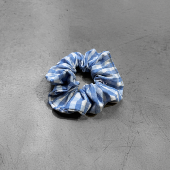 Chouchou Vichy en tissu upcyclé (coton), confection Maison Gaudy.