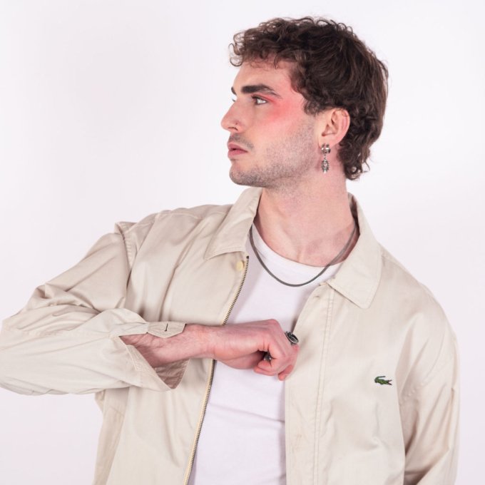 Veste vintage Lacoste Izod beige - détail logo