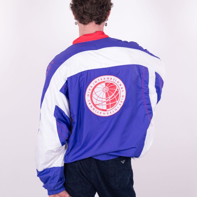 Veste Nike International vintage bleu et blanc avec broderies et détails rose fluo - dos
